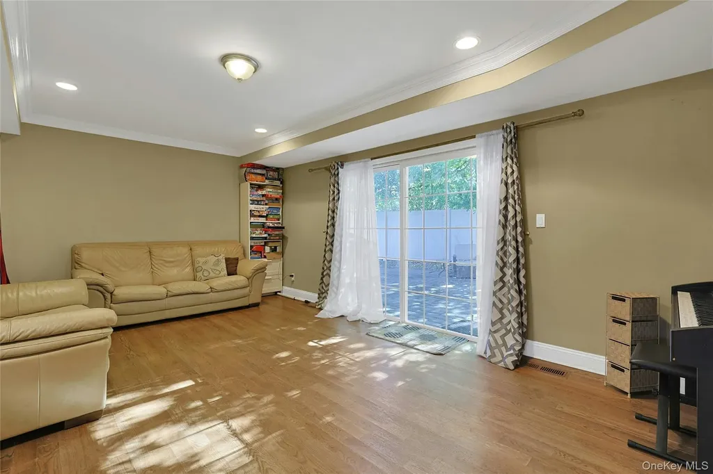 2 Lancaster Drive Suffern NY 10901
