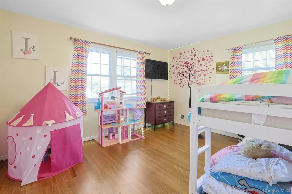 2 Lancaster Drive Suffern NY 10901
