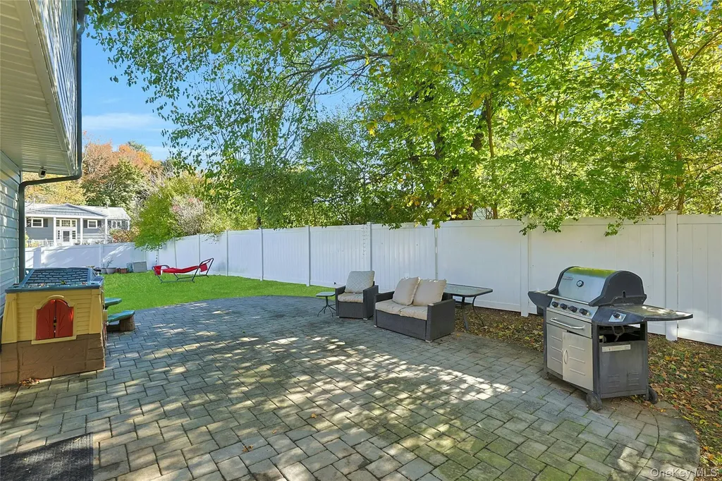 2 Lancaster Drive Suffern NY 10901