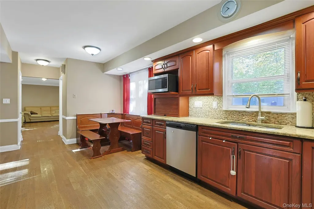2 Lancaster Drive Suffern NY 10901