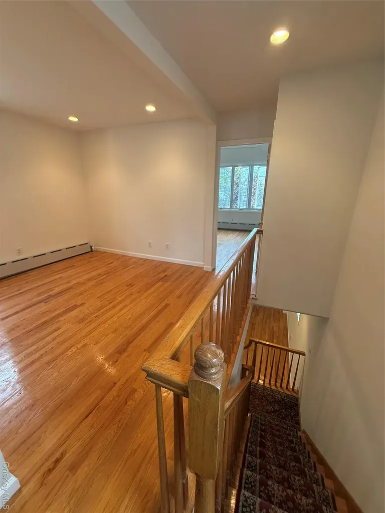 9515 Pitkin Avenue Ozone Park NY 11417