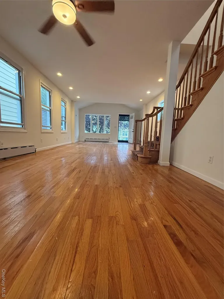 9515 Pitkin Avenue Ozone Park NY 11417
