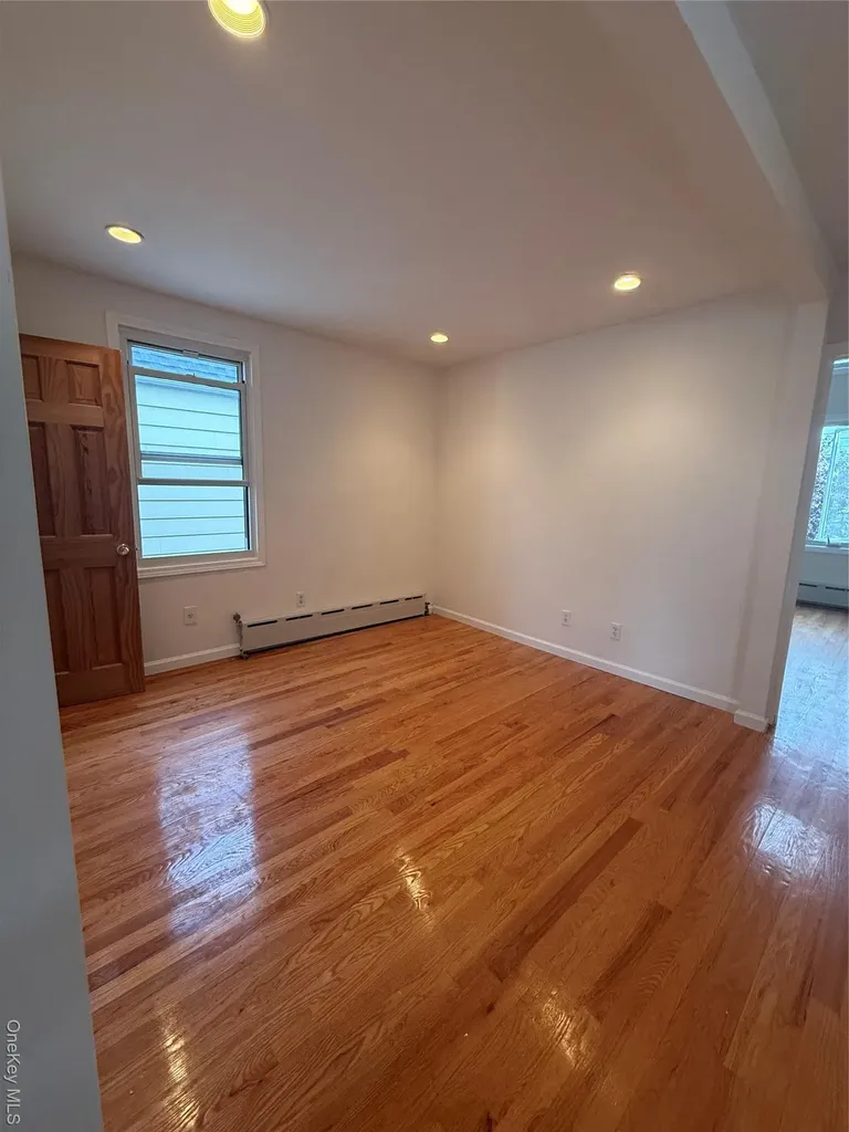 9515 Pitkin Avenue Ozone Park NY 11417