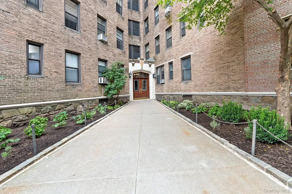 3875 Waldo Avenue Bronx NY 10463