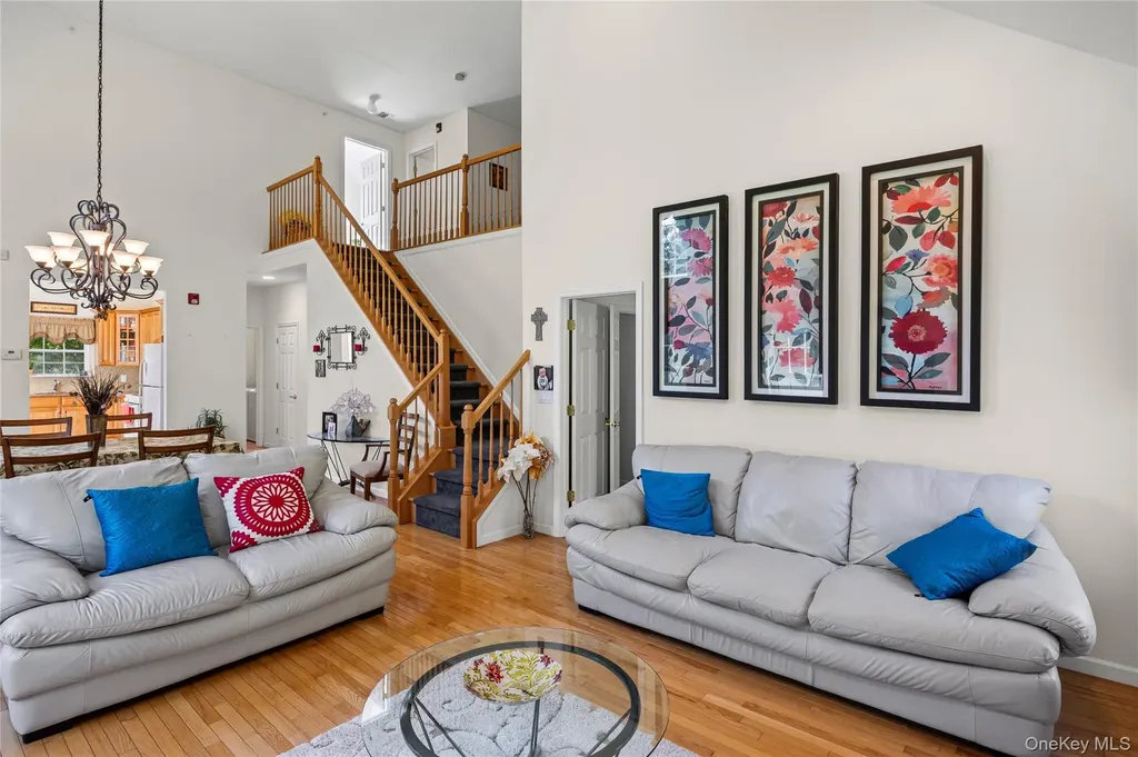 48 Avery Lane Miller Place NY 11764