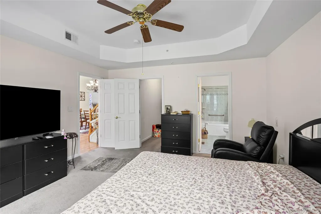 48 Avery Lane Miller Place NY 11764