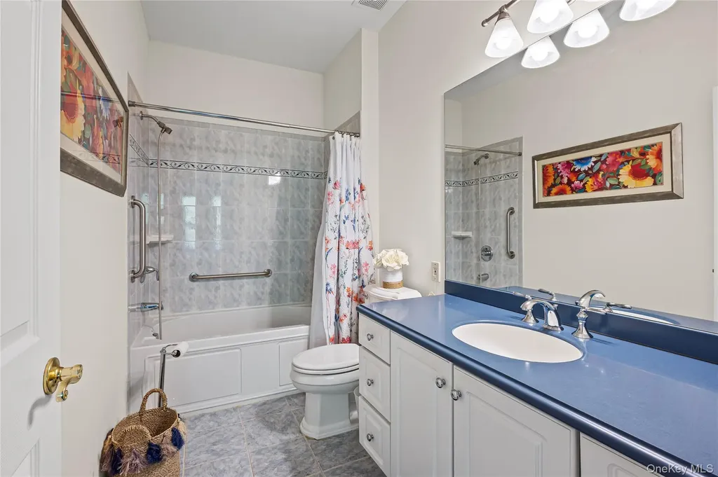 48 Avery Lane Miller Place NY 11764