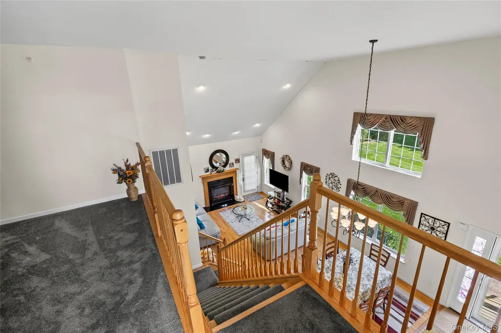 48 Avery Lane Miller Place NY 11764