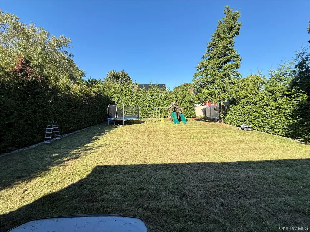 689 Arlington Avenue Baldwin NY 11510