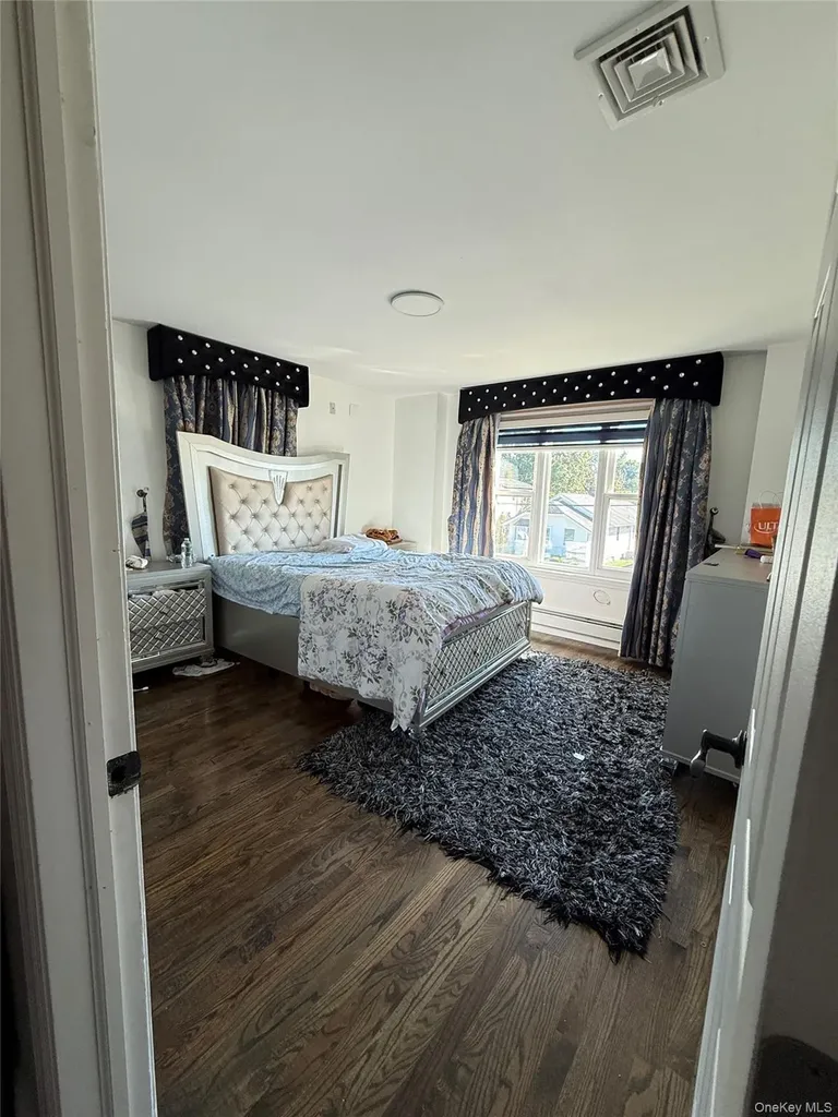 689 Arlington Avenue Baldwin NY 11510