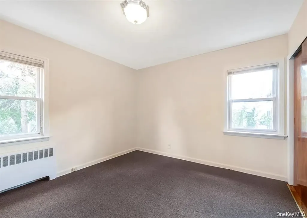 80-15A 168th Street Flushing NY 11432
