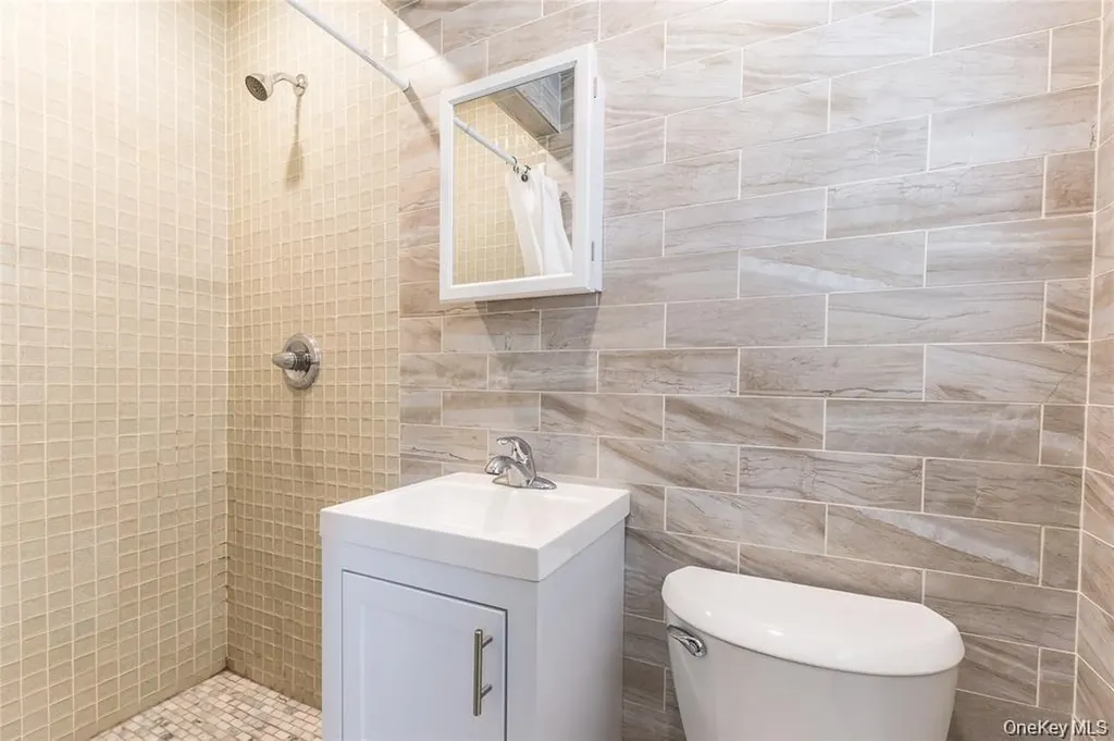 80-15A 168th Street Flushing NY 11432