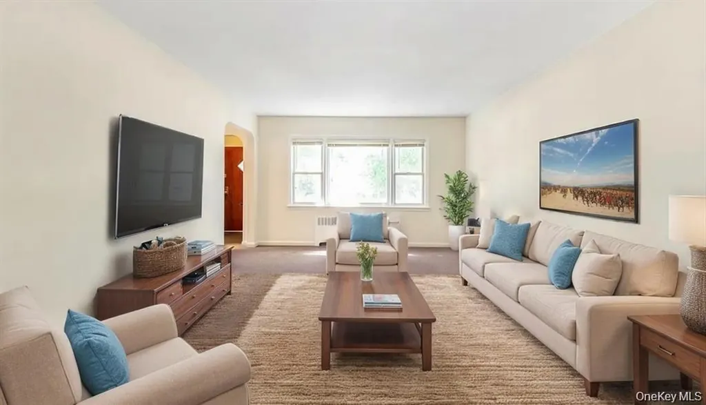 80-15A 168th Street Flushing NY 11432