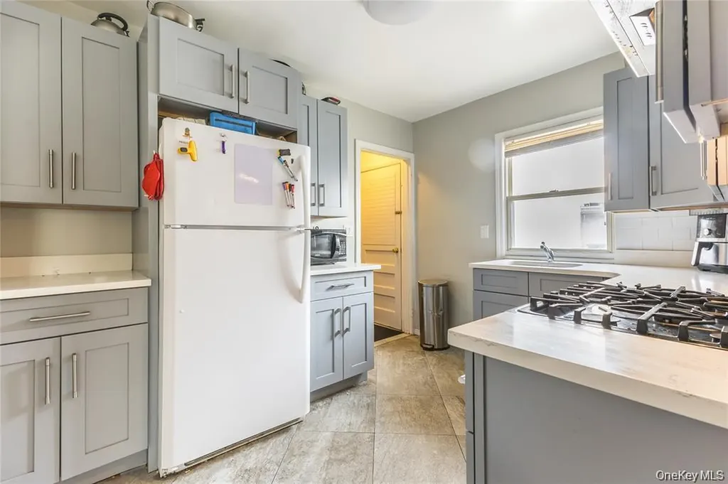 80-15A 168th Street Flushing NY 11432
