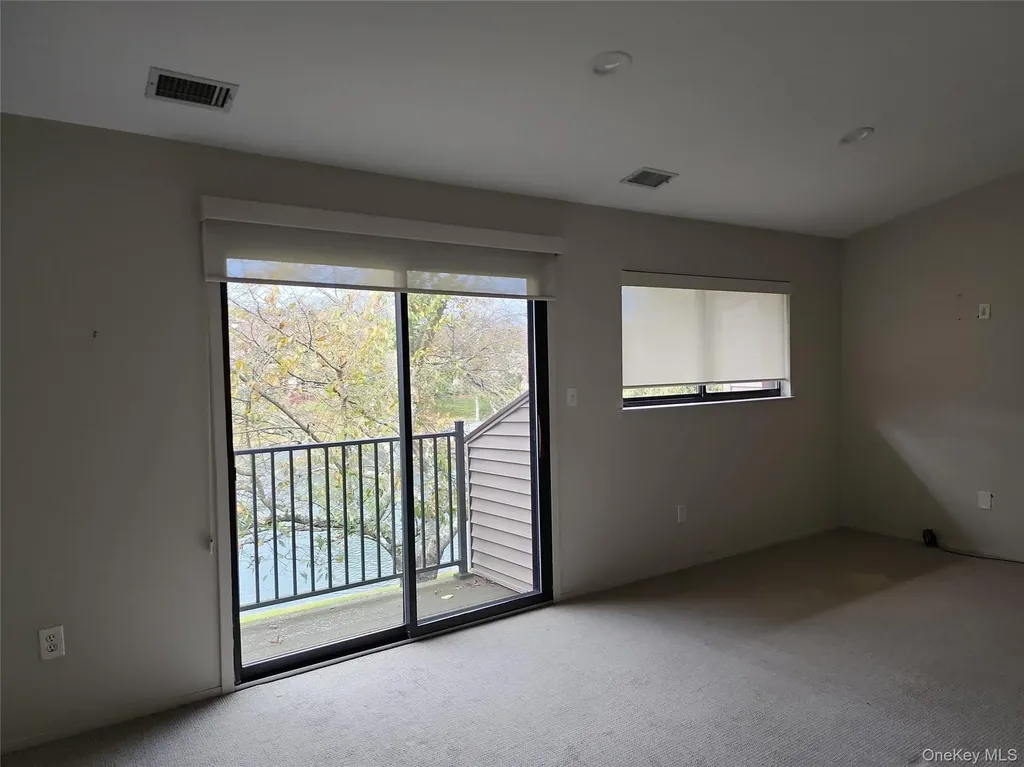 80 Northgate Circle Melville NY 11747