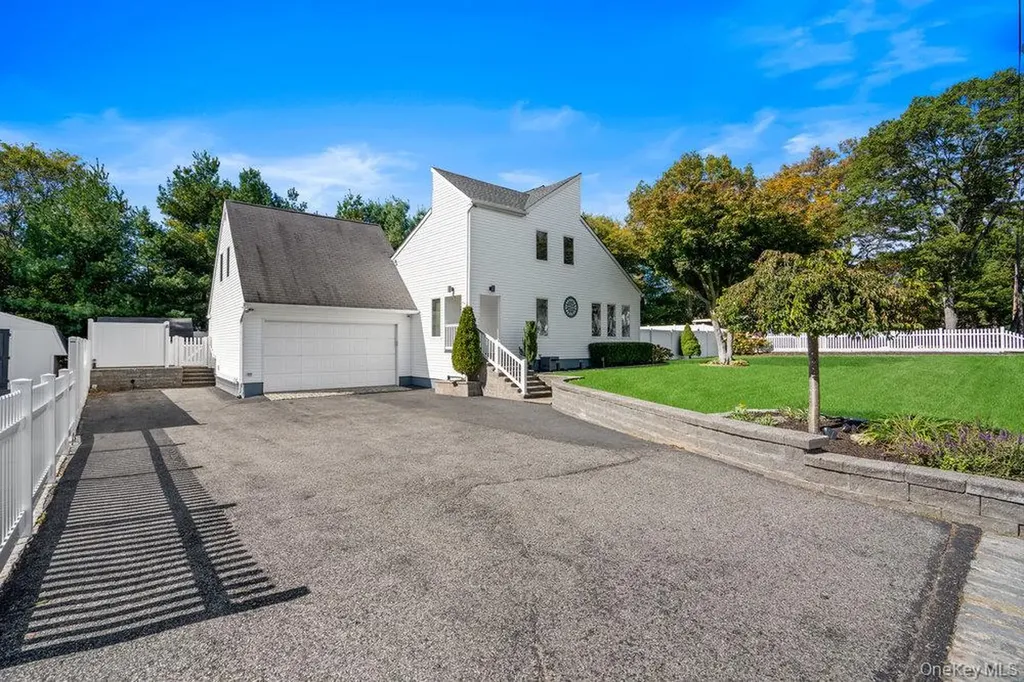 74 Joseph Place Nesconset NY 11767