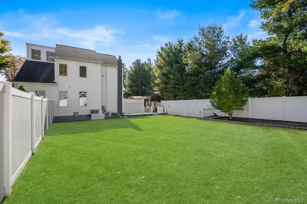 74 Joseph Place Nesconset NY 11767