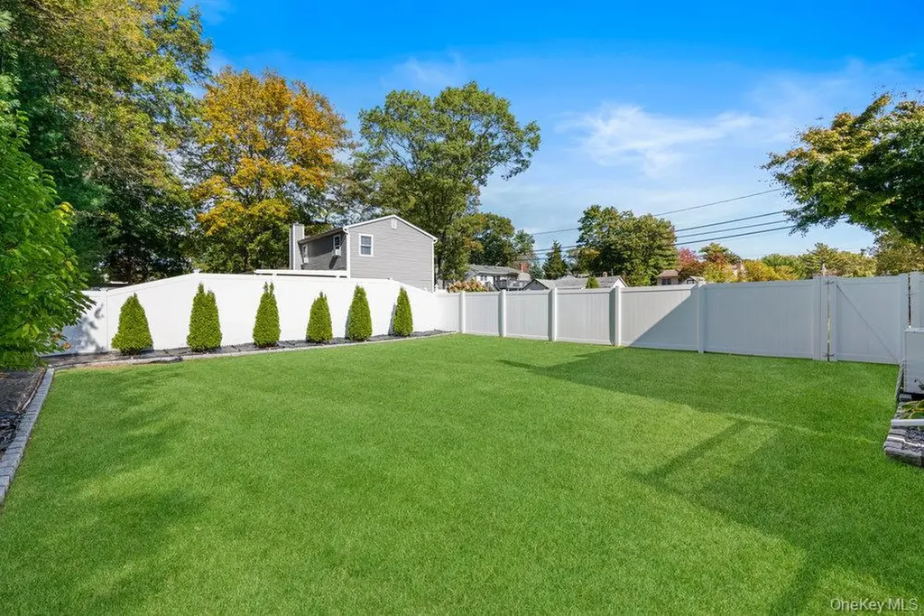 74 Joseph Place Nesconset NY 11767