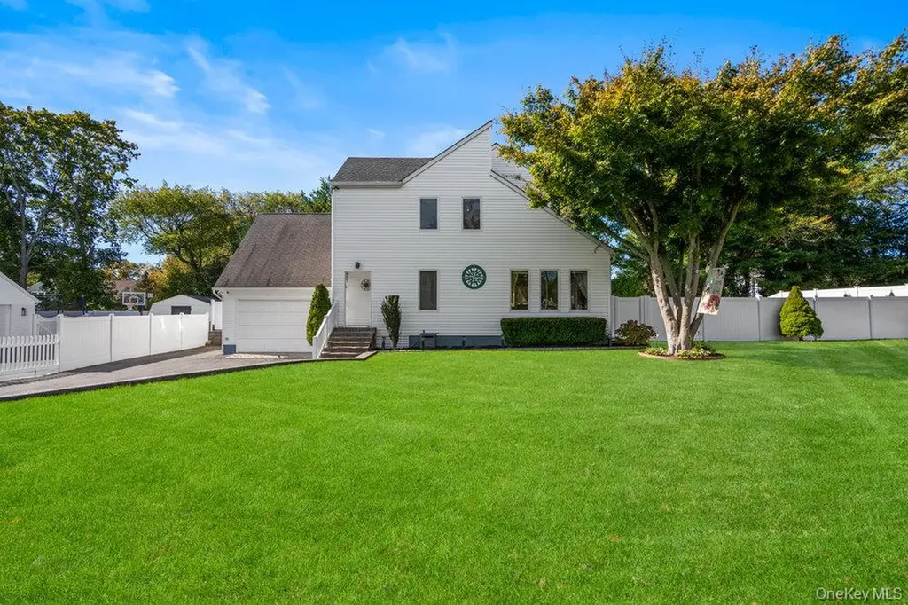 74 Joseph Place Nesconset NY 11767