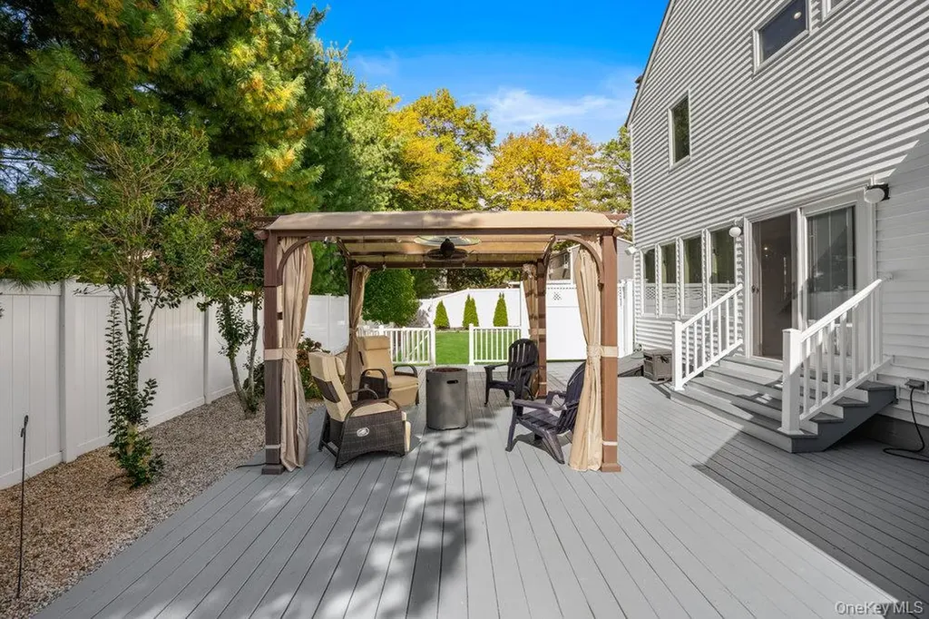 74 Joseph Place Nesconset NY 11767