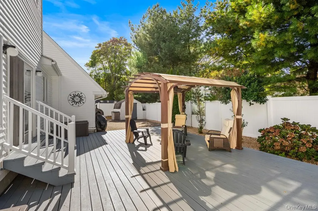 74 Joseph Place Nesconset NY 11767