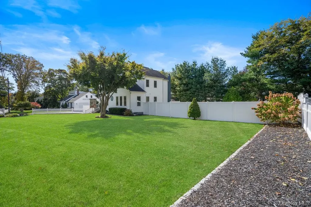 74 Joseph Place Nesconset NY 11767