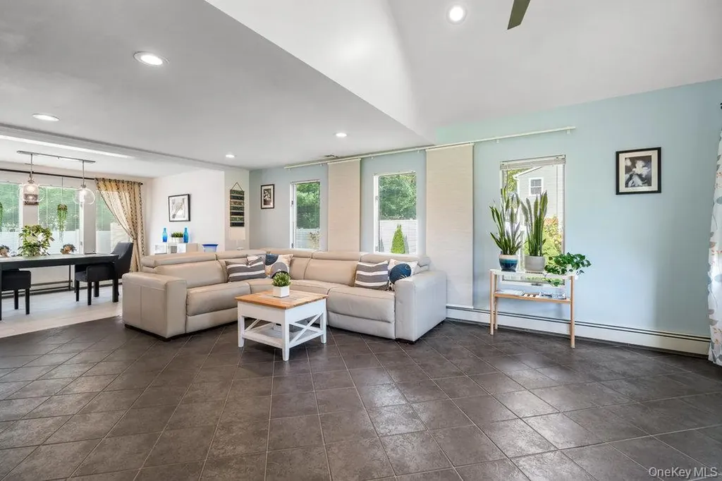 74 Joseph Place Nesconset NY 11767