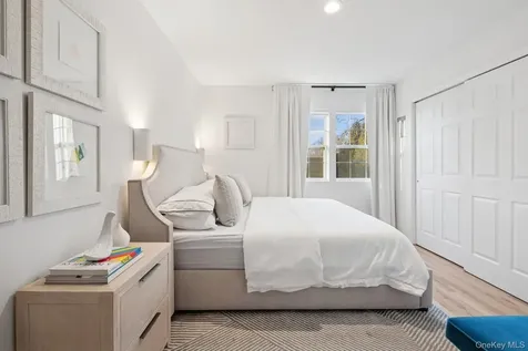 62 Sea Farm Lane Bridgehampton NY 11932