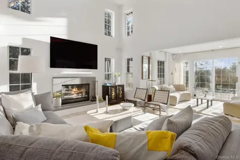 62 Sea Farm Lane Bridgehampton NY 11932