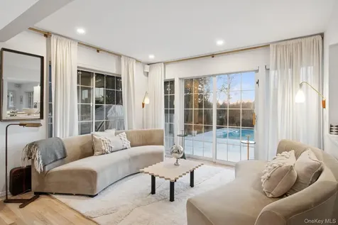 62 Sea Farm Lane Bridgehampton NY 11932
