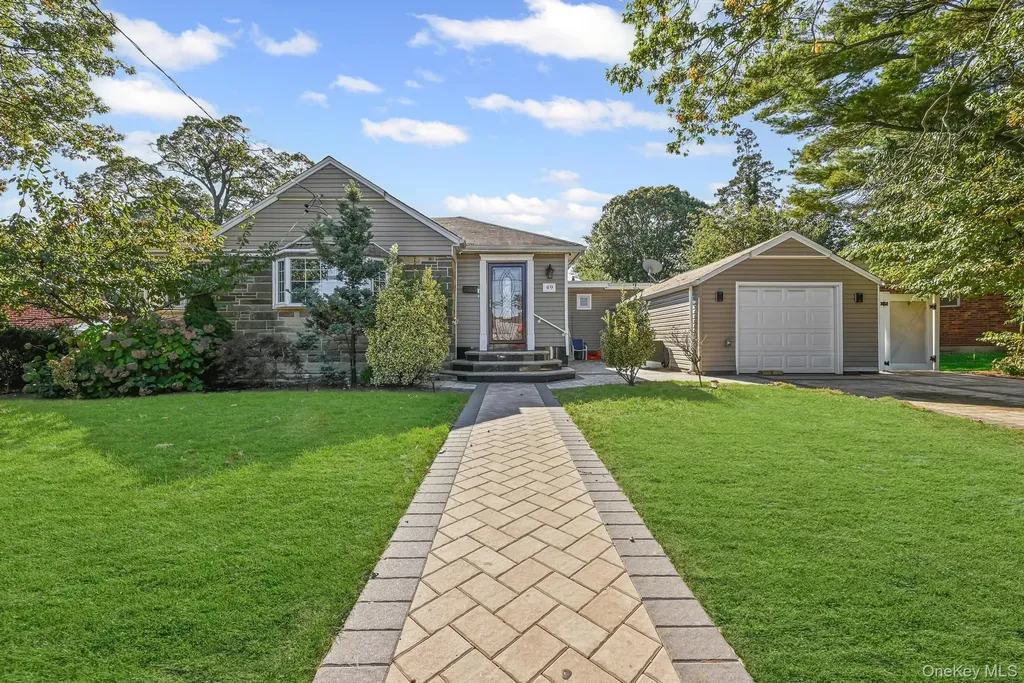 49 Ashely Drive Valley Stream NY 11580