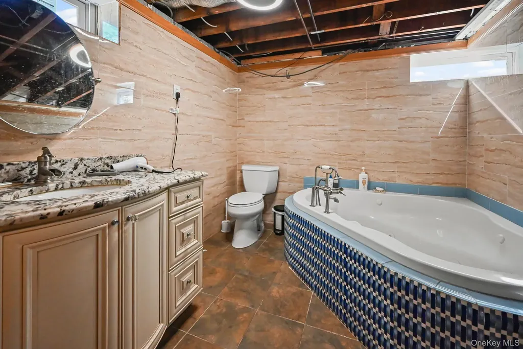 49 Ashely Drive Valley Stream NY 11580