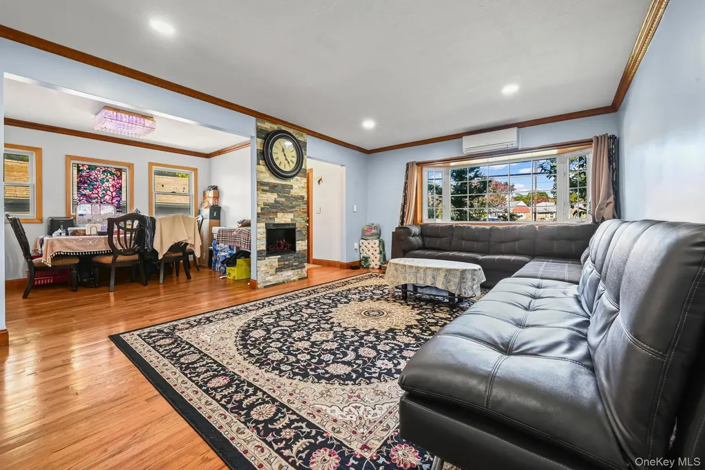 49 Ashely Drive Valley Stream NY 11580