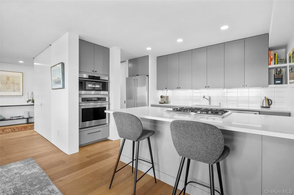 17 Waters Edge Rye NY 10580