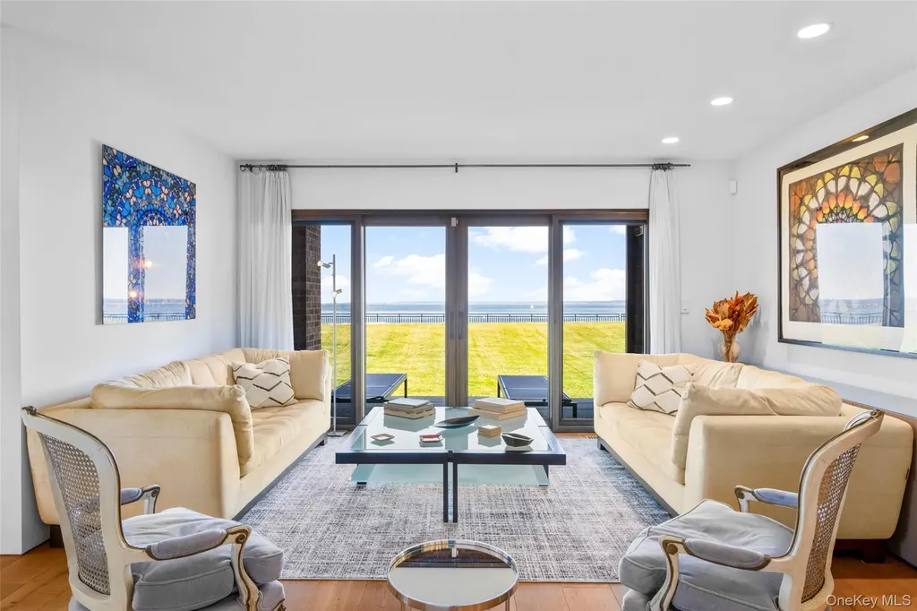 17 Waters Edge Rye NY 10580