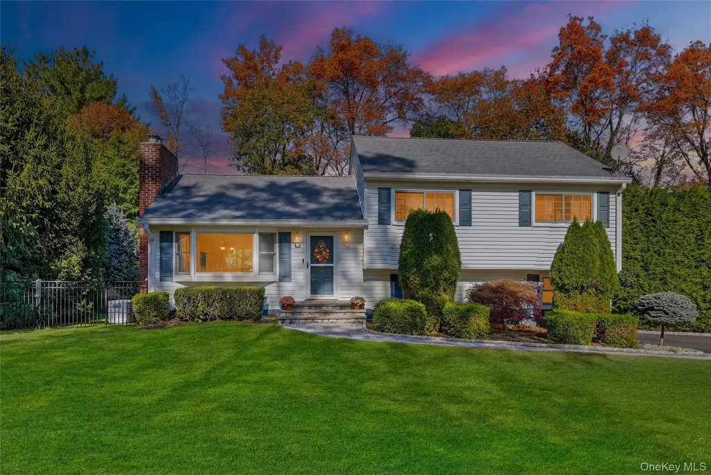 39 Kinsley Grove Pearl River NY 10965