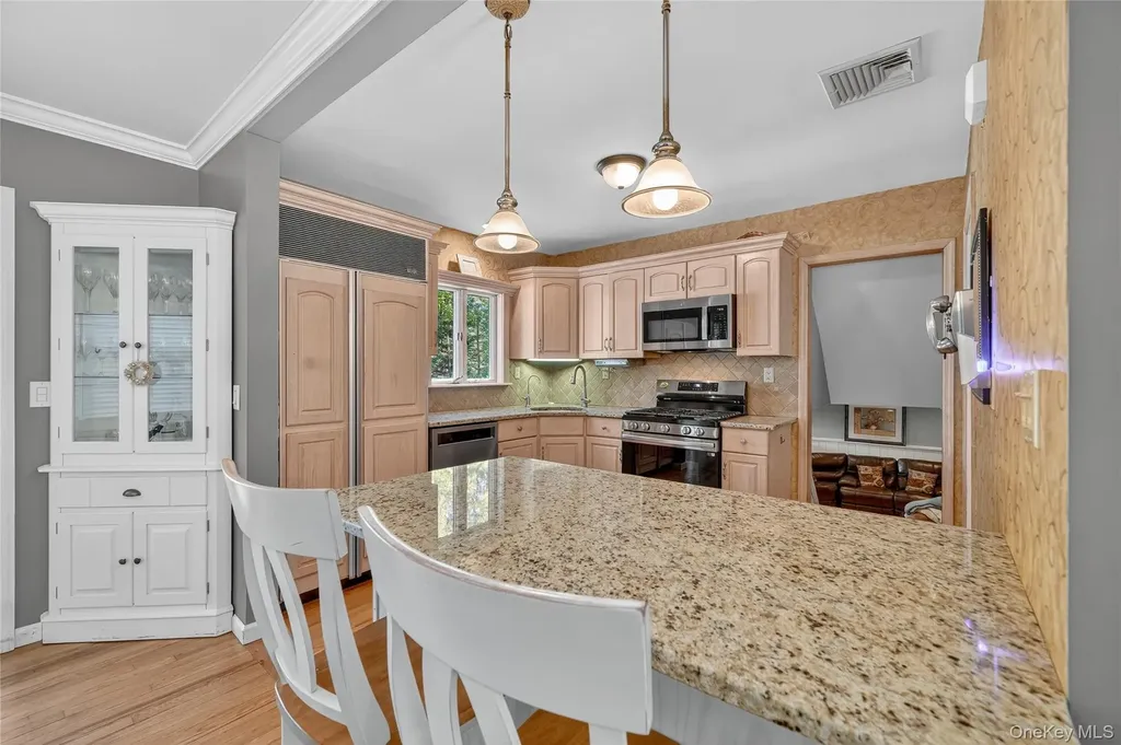39 Kinsley Grove Pearl River NY 10965