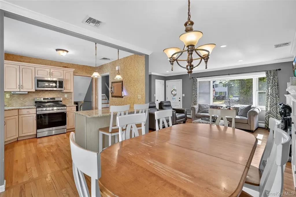 39 Kinsley Grove Pearl River NY 10965