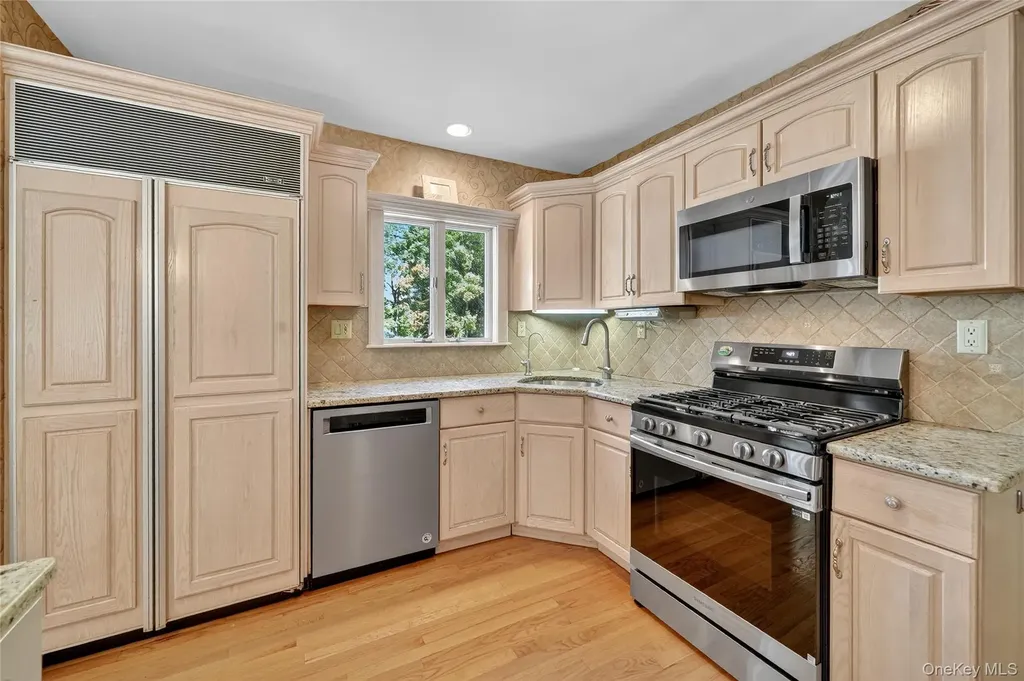 39 Kinsley Grove Pearl River NY 10965