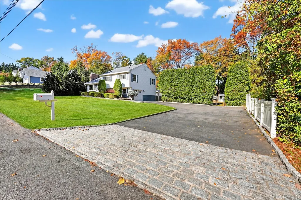 39 Kinsley Grove Pearl River NY 10965