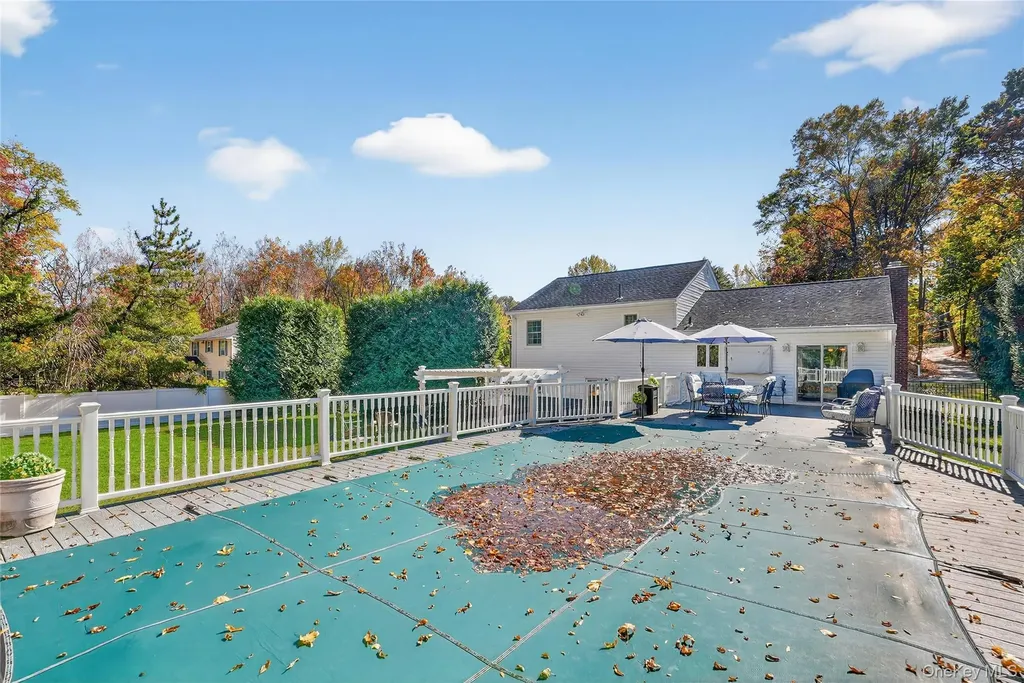 39 Kinsley Grove Pearl River NY 10965