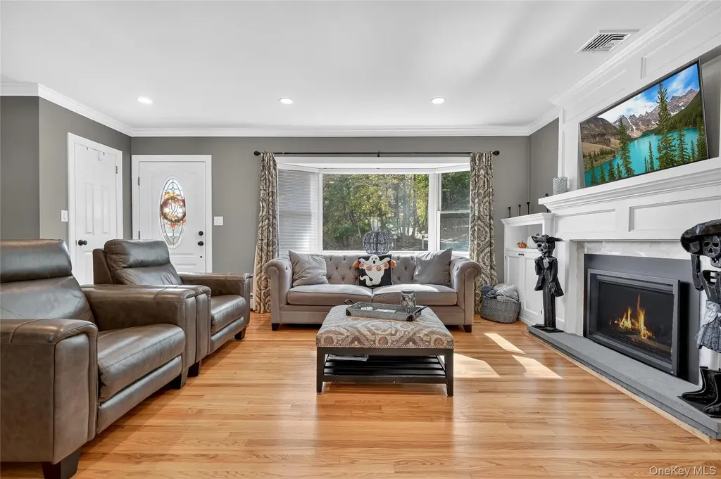 39 Kinsley Grove Pearl River NY 10965