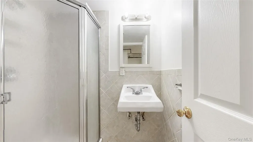 566 Schenectady Avenue Brooklyn NY 11203