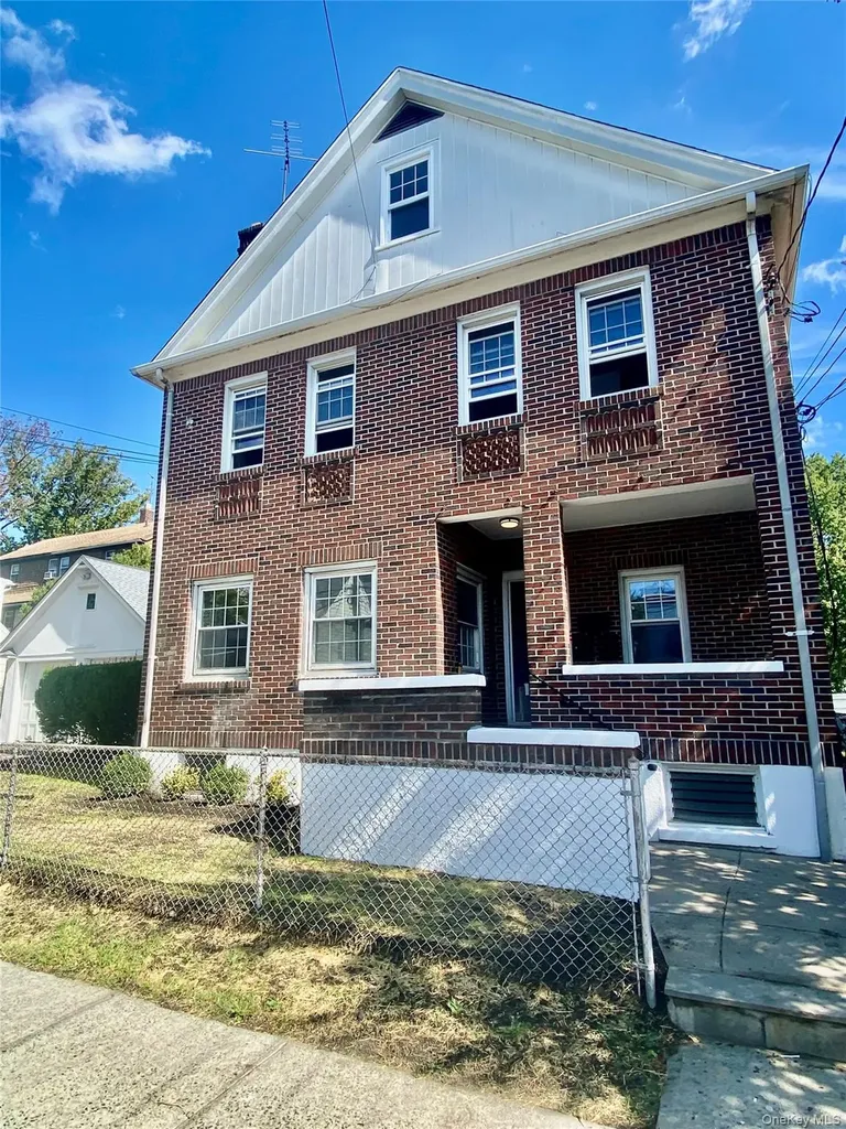 53 Madeleine Avenue New Rochelle NY 10801