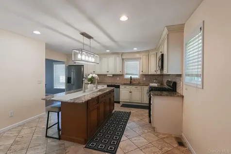 94 Robinson Lane Wappingers Falls NY 12590