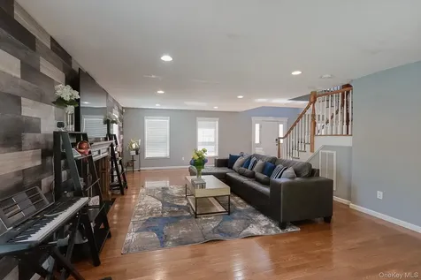 94 Robinson Lane Wappingers Falls NY 12590