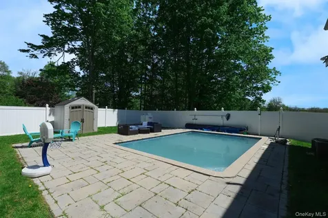 94 Robinson Lane Wappingers Falls NY 12590