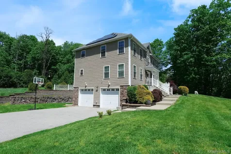 94 Robinson Lane Wappingers Falls NY 12590