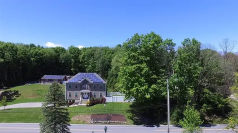 94 Robinson Lane Wappingers Falls NY 12590