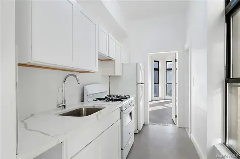 2117 5 Avenue New York (manhattan) NY 10035